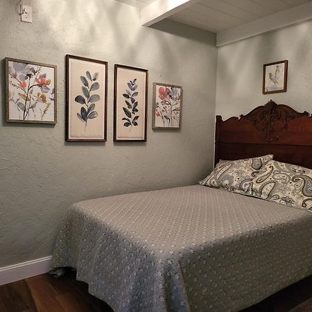 Smart Solution - Individual Private Bed-Pods In Gorgeous Shared Space - Women Only Dorm In Room 5 - Coed House - Full-Sized Mattresses In Individual Pods - With Built-In Private Storage - Gorgeous Shared Room - Affordable Luxury - Sparrow House Phoenix Exteriör bild